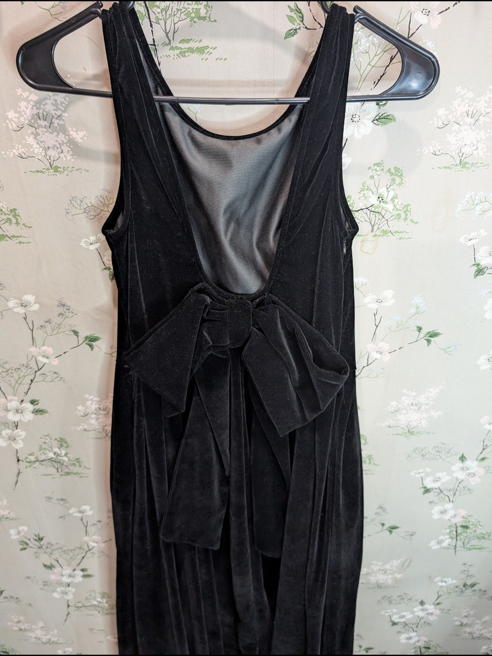 Cider Black Velvet Midi Party Dress with Back Bow NWT PTP: 19.5, L: 47.5 - Picture 7 of 11